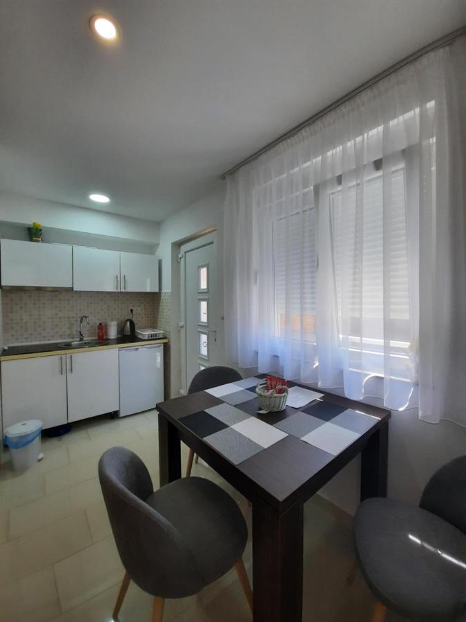 Apartmani Perla Неум Екстериор снимка