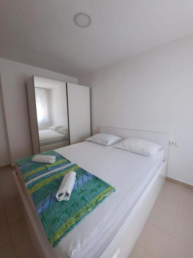 Apartmani Perla Неум Екстериор снимка