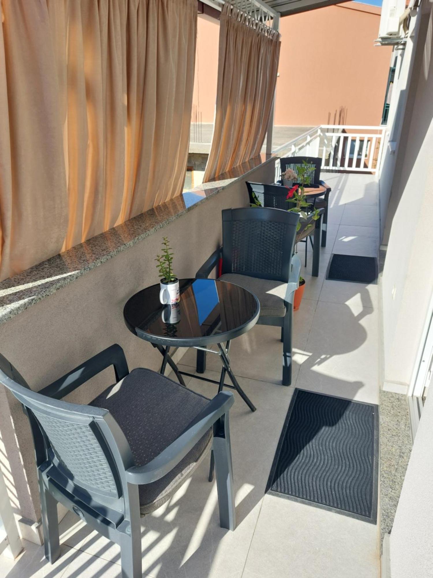 Apartmani Perla Неум Екстериор снимка